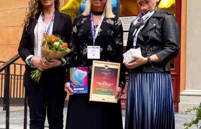 Suzanne Hanna, Anette Mesch and Åse Lindgren from Hulta ängar's preschool represented the preschool and received the award in Stockholm.